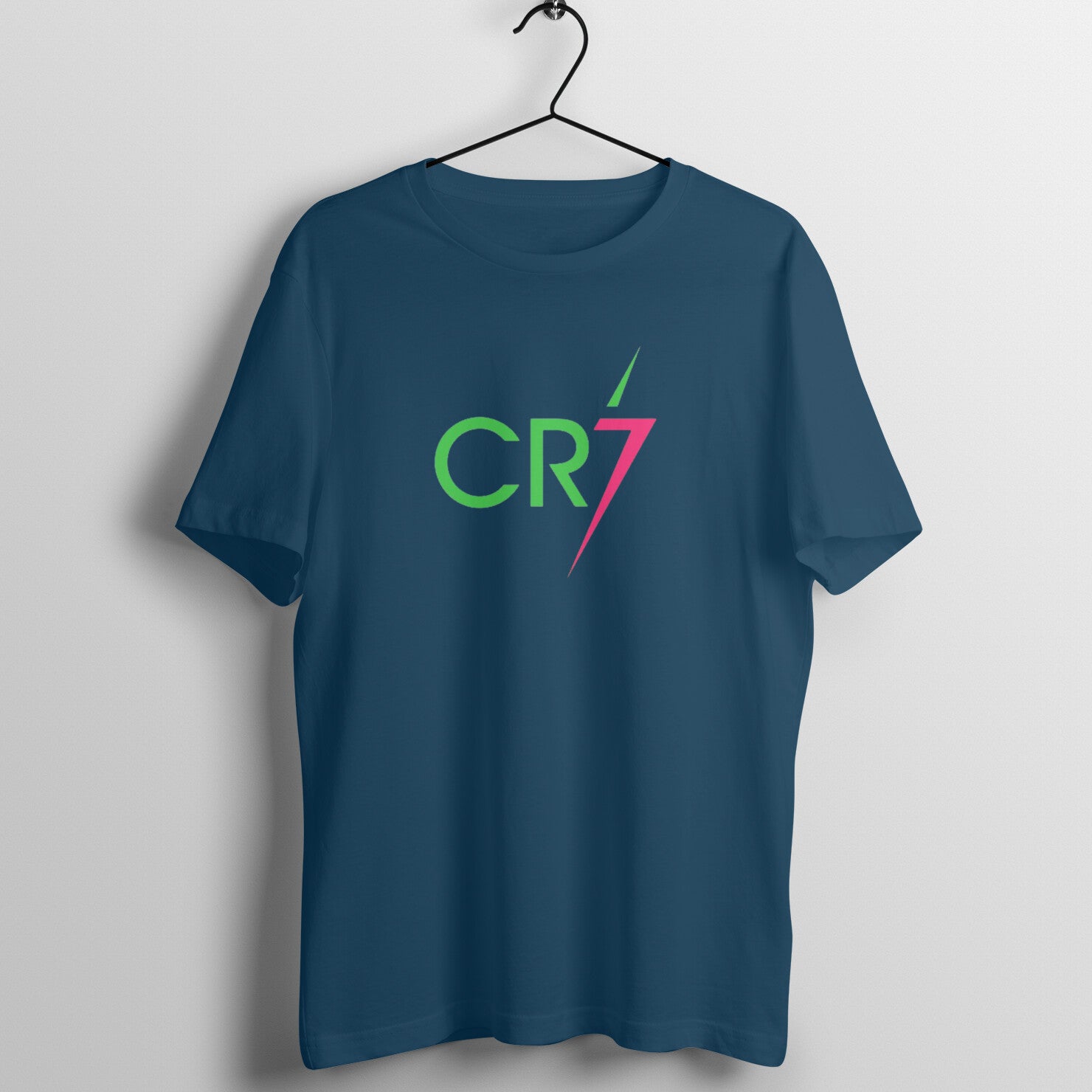 CR7 logo color